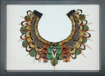 Collier Pectoral en plumasserie